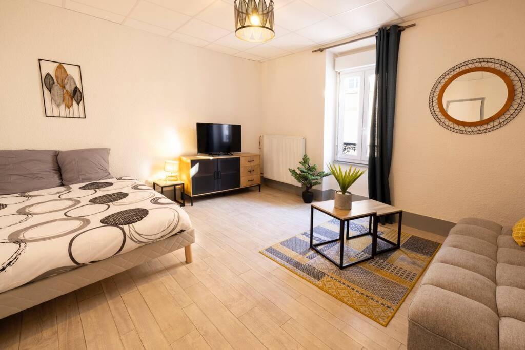 L'Urbain B - Tout Equipe - Centre-Ville Gare Montluçon Kültér fotó